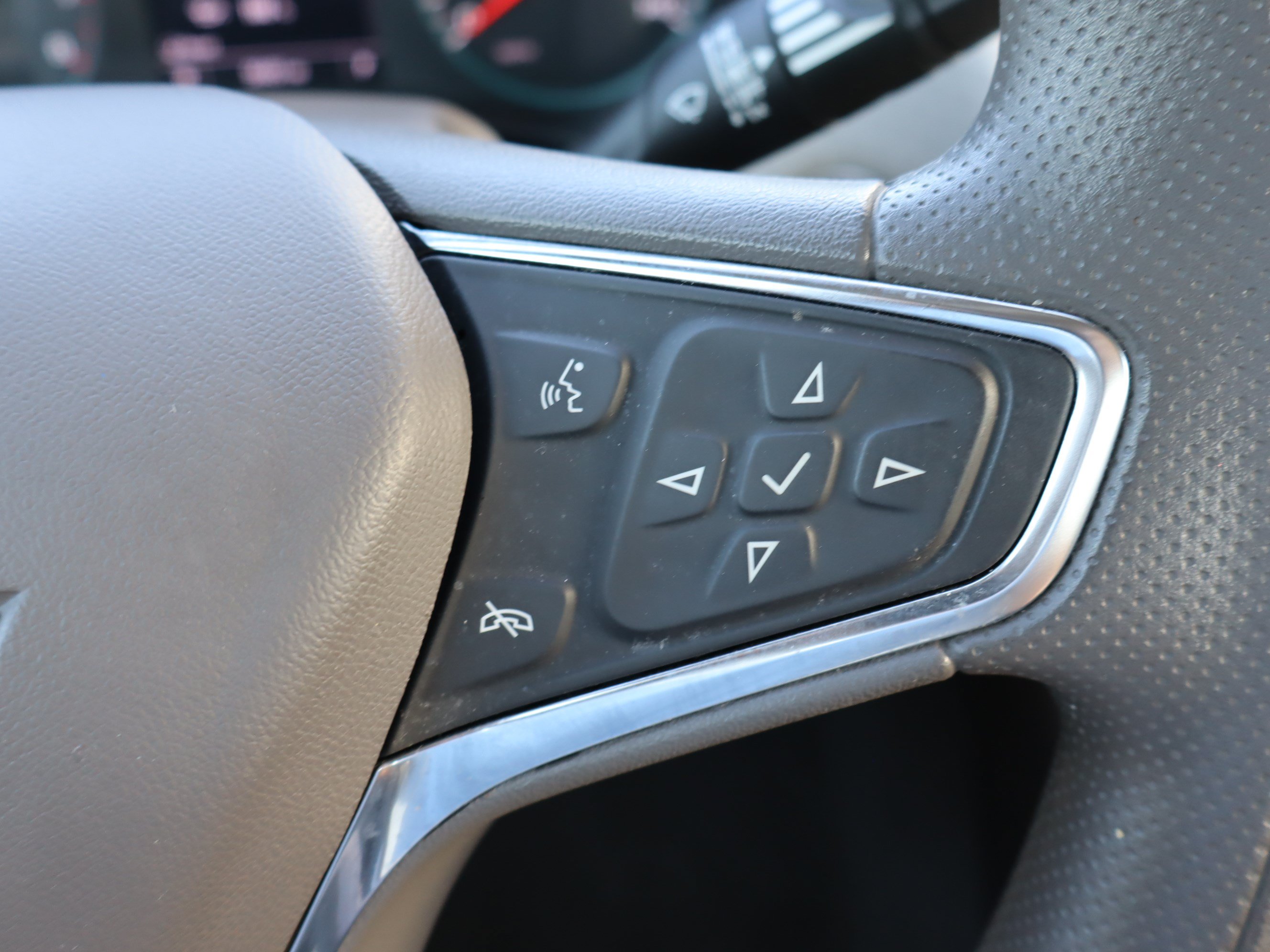 Used 2024 Chevrolet Malibu LT FWD image 18