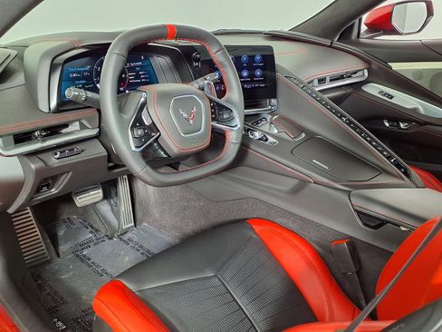 Used 2023 Chevrolet Corvette Stingray Premium Conv w/ Z51 Performance Package RWD image 14