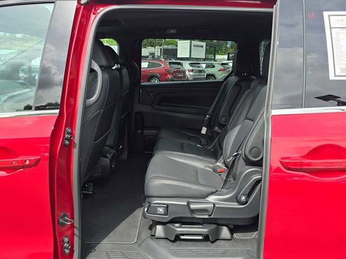 Used 2025 Honda Odyssey Sport-L image 16