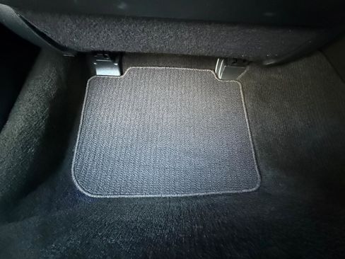 Used 2013 Subaru Outback 2.5i Limited w/ Moonroof Pkg image 22