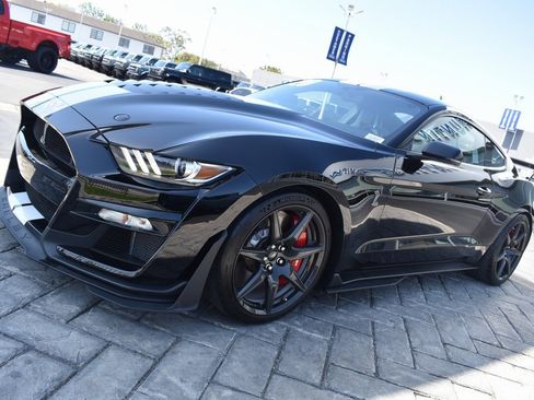 Used 2020 Ford Mustang Shelby GT500 w/ Carbon Fiber Track Pack image 24