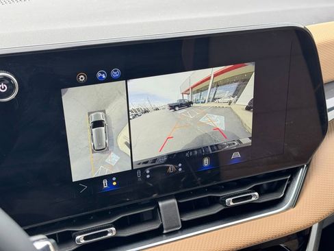 Used 2025 Chevrolet Equinox ACTIV w/ Safety and Technology Package image 44