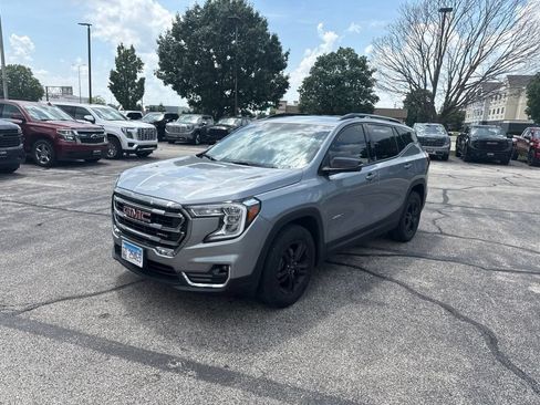 Used 2023 GMC Terrain AT4 AWD/4WD image 5