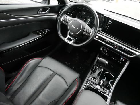 Used 2024 Kia K5 GT image 9