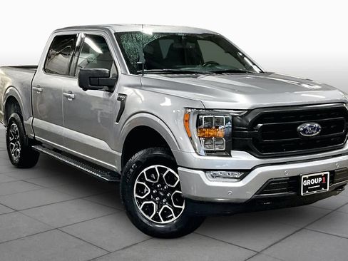 Used 2021 Ford F150 XLT w/ Equipment Group 302A High AWD/4WD image 3