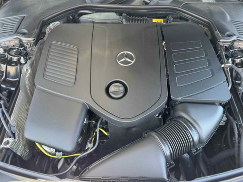 New 2025 Mercedes-Benz C 300 4MATIC Sedan image 30