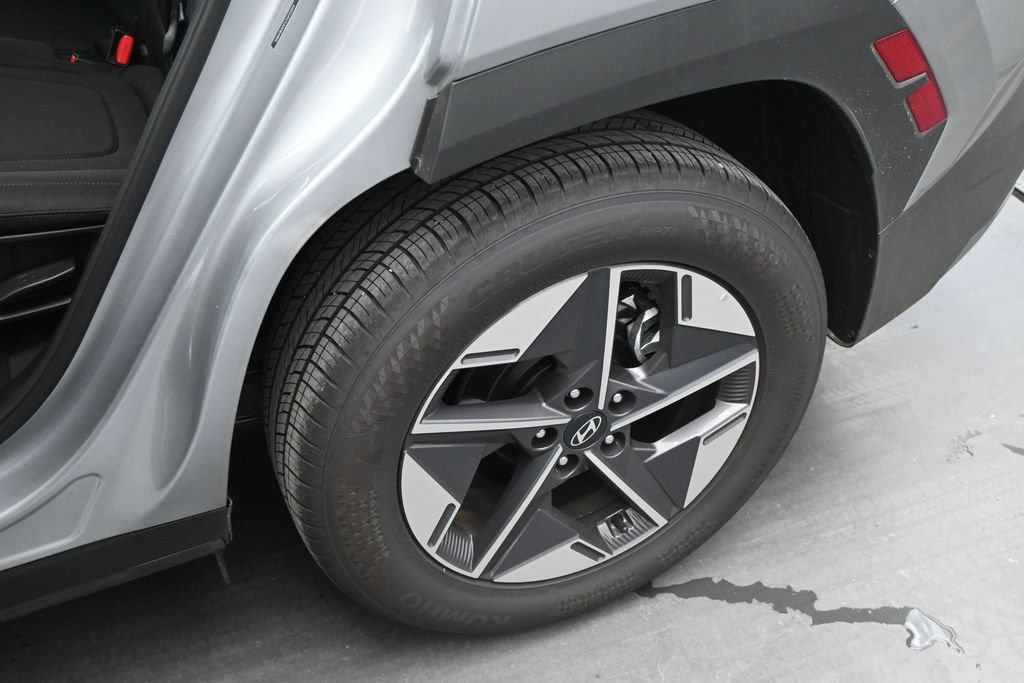 Used 2026 Hyundai Tucson SEL Plus FWD image 17