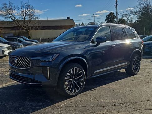 New 2026 Volvo XC90 B6 Plus w/ Protection Package AWD/4WD image 1