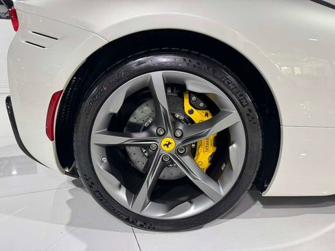 Used 2021 Ferrari SF90 Stradale image 41