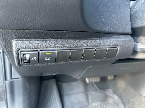 Used 2024 Toyota Corolla SE FWD image 17