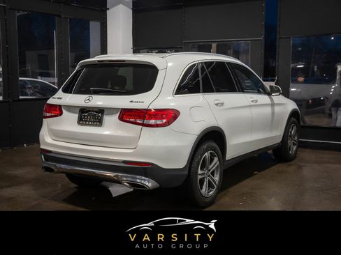 Used 2018 Mercedes-Benz GLC 300 4MATIC image 4