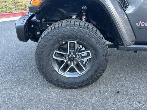New 2026 Jeep Gladiator Mojave image 11