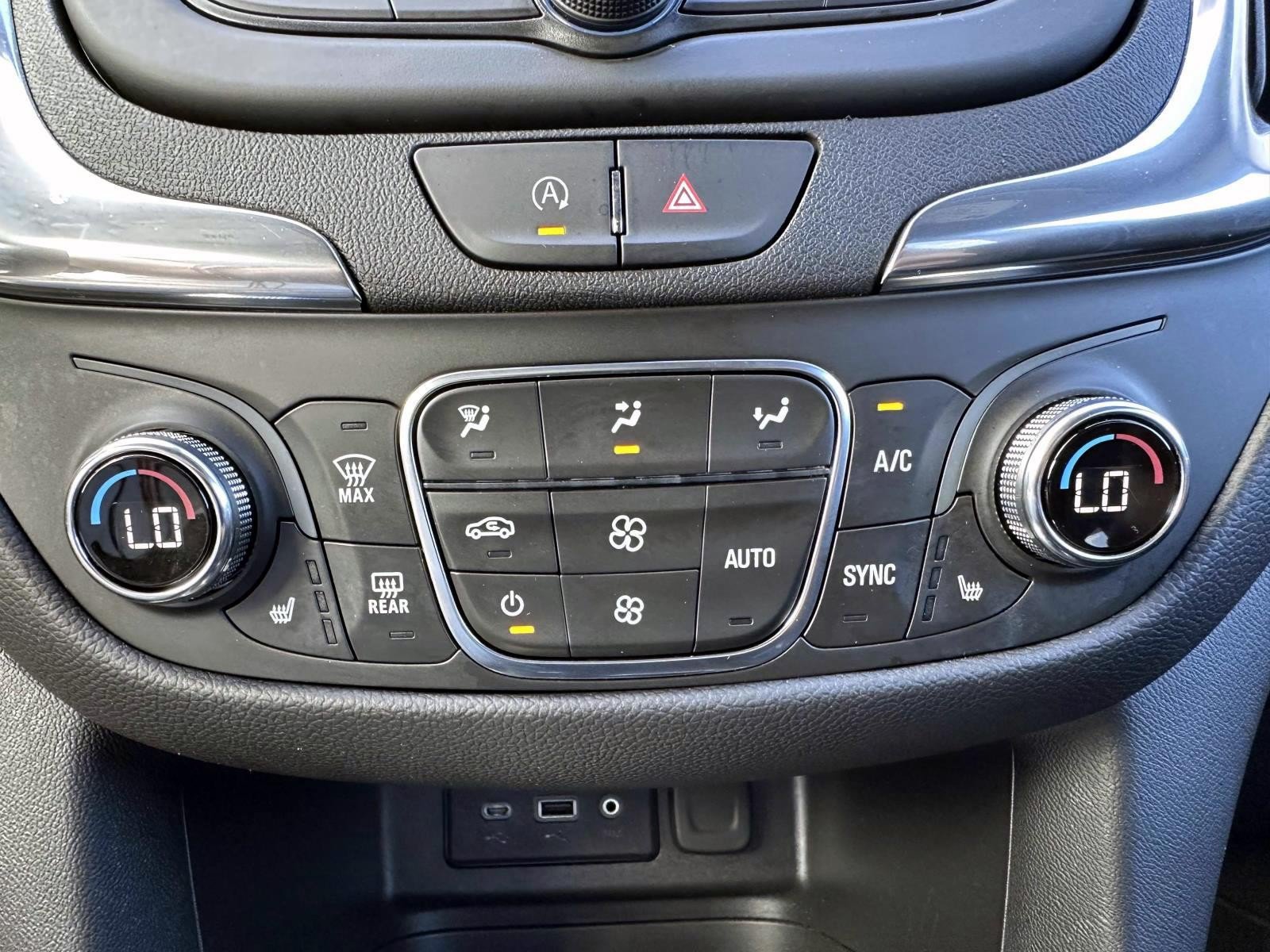 Used 2024 Chevrolet Equinox LT AWD/4WD image 22