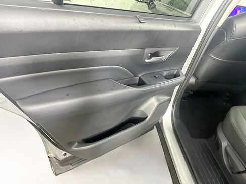 Used 2025 Toyota Grand Highlander XLE image 26