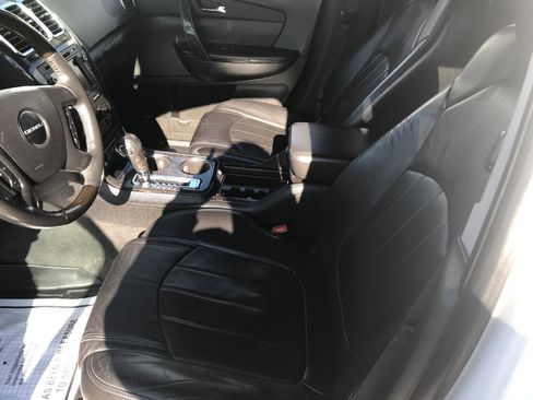Used 2012 GMC Acadia Denali image 13