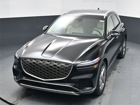 New 2026 Genesis GV70 2.5T Select image 17