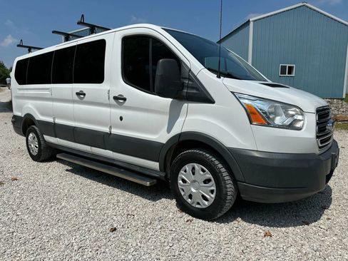 Used 2015 Ford Transit 350 XLT image 2