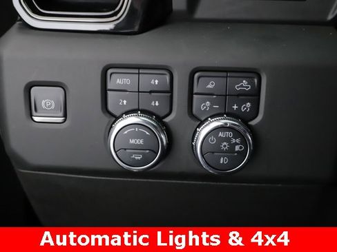 Used 2023 GMC Sierra 1500 AT4 w/ AT4 Preferred Package image 20