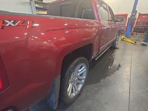 Used 2018 Chevrolet Silverado 1500 High Country AWD/4WD image 4