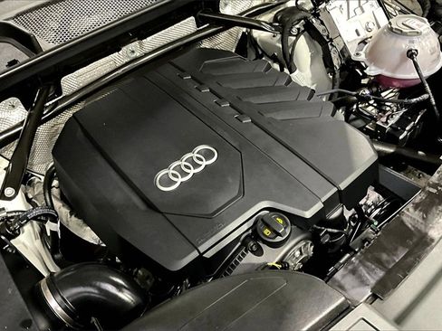 Used 2025 Audi Q5 2.0T Premium Plus image 31