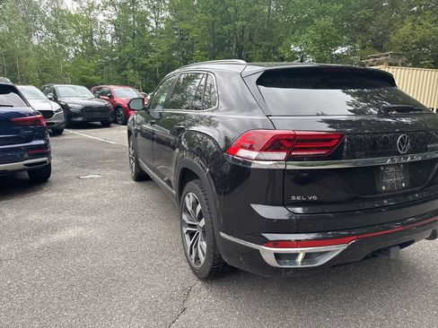 Used 2023 Volkswagen Atlas Cross Sport SEL Premium R-Line AWD/4WD image 14