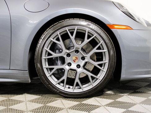 Used 2025 Porsche 911 Carrera image 43