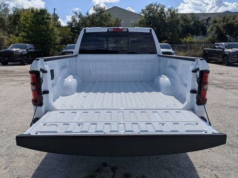 New 2026 RAM 1500 Express AWD/4WD image 12