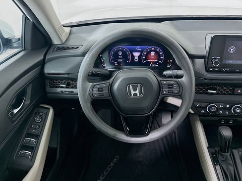 Used 2023 Honda Accord EX image 17