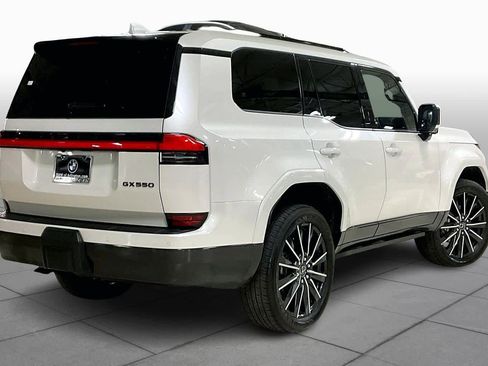 Used 2024 Lexus GX 550 image 12