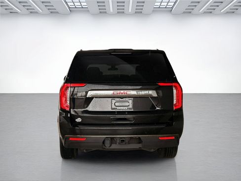 Used 2022 GMC Yukon SLE w/ Gmc Pro Safety Plus Package AWD/4WD image 6