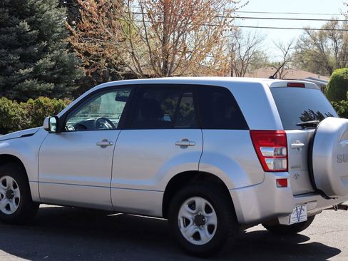 Used 2010 Suzuki Grand Vitara Premium image 8