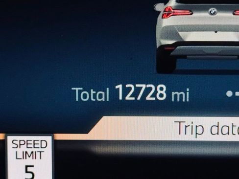 Used 2025 BMW X3 xDrive30i w/ Premium Package image 29