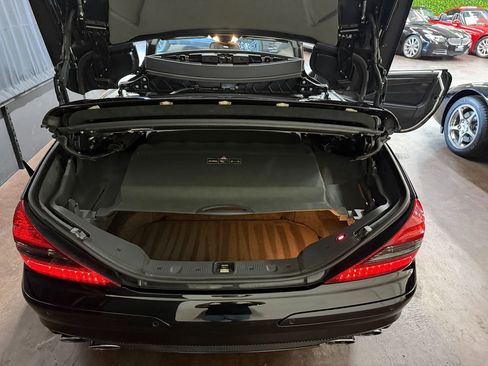Used 2007 Mercedes-Benz SL 55 AMG image 12