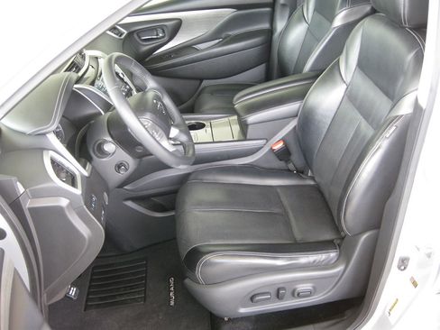 Used 2017 Nissan Murano Platinum w/ Platinum Technology Package image 12