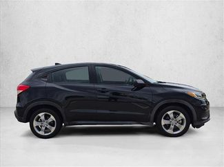Used 2021 Honda HR-V LX video 4