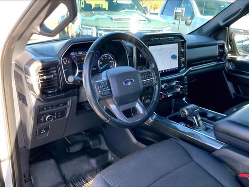 Used 2021 Ford F150 XLT w/ Equipment Group 302A High image 17