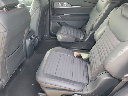 Used 2026 Ford Explorer ST-Line w/ ST-Line Street Pack RWD image 10