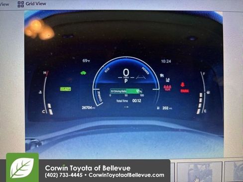 Used 2025 Toyota Camry SE FWD image 17