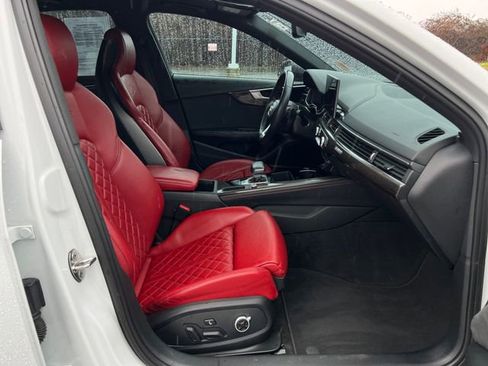 Used 2022 Audi S4 Premium Plus image 12