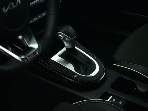 Certified 2024 Kia Forte GT-Line image 18