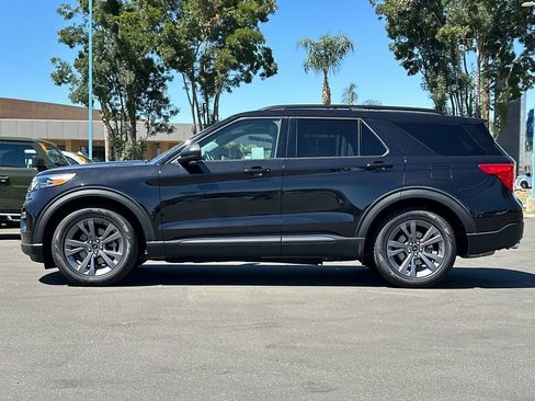 Used 2021 Ford Explorer XLT w/ Equipment Group 202A RWD image 6