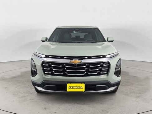 Used 2026 Chevrolet Equinox LT w/ Safety and Technology Package FWD image 8