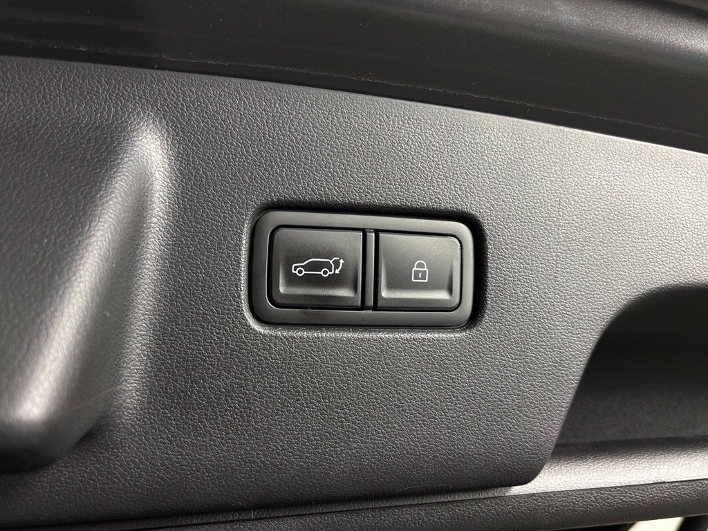Used 2026 Hyundai Palisade SEL FWD image 38