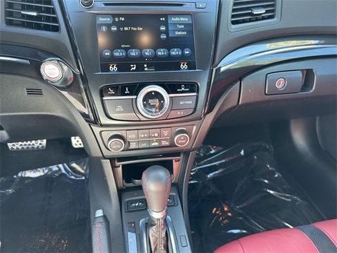 Used 2022 Acura ILX image 27