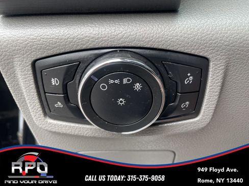 Used 2017 Ford F150 XLT image 25