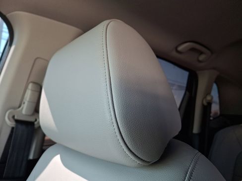 Used 2023 Honda CR-V EX-L image 13