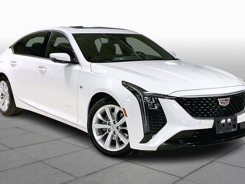 Used 2025 Cadillac CT5 Premium Luxury image 2
