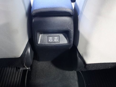 Used 2025 Toyota Corolla LE w/ LE Premium Package image 18