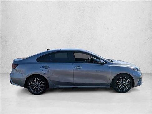 Used 2023 Kia Forte GT-Line FWD image 4