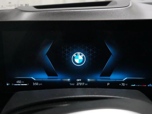 Used 2024 BMW X7 xDrive40i w/ Executive Package image 22